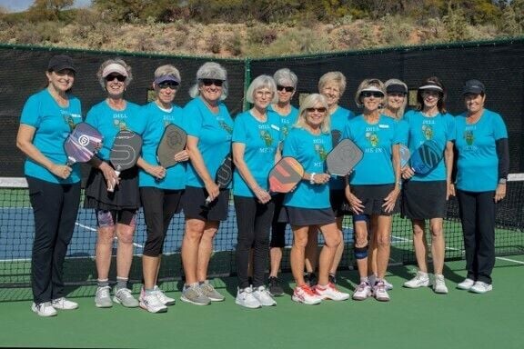 Pickleball Forum, I noticed that a lot of men are wearing what I call  leggings