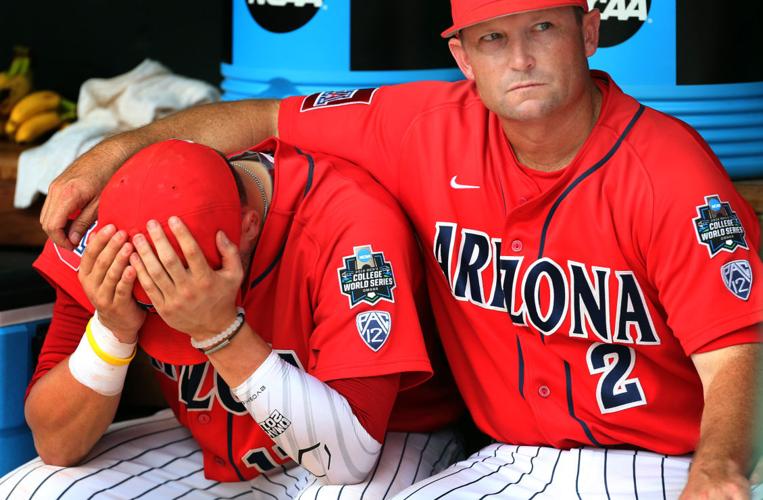 Arizona vs Costal Carolina at the College World Series