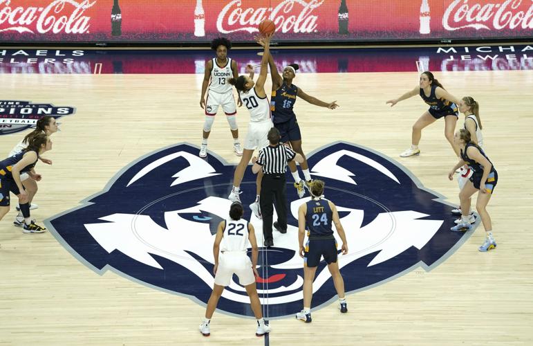 Marquette UConn Basketball