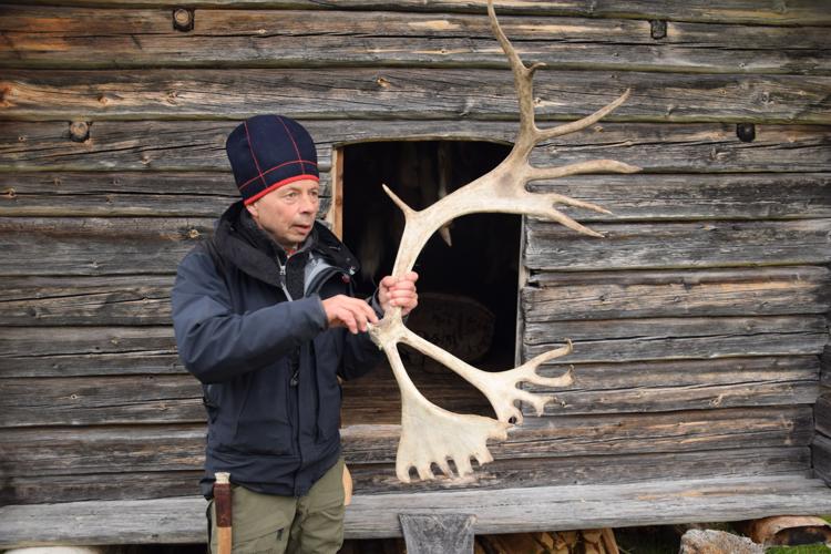 Mikael Vinka shares ancestral knowledge of the Swedish forest passed down by his indigenous Sami relatives.