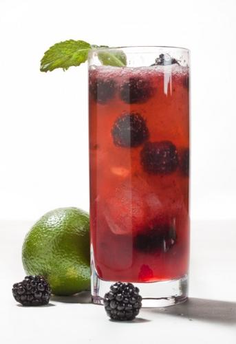Mocktails' Colors, flavors spin heads   
