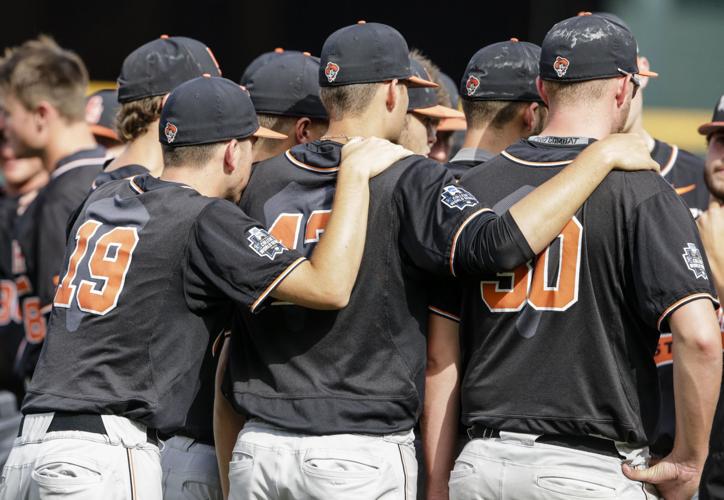 Arizona vs. Oklahoma State in College World Series