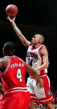 Former Wildcat Simon, father going strong