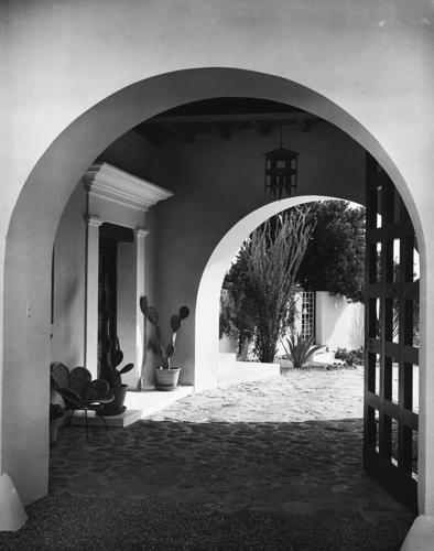 1957 photos: White adobe home in the desert
