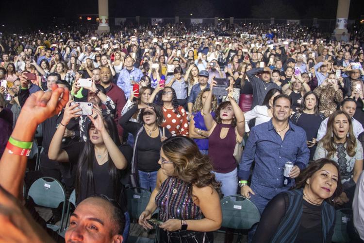 Gloria Trevi LE G SOCIALES P13