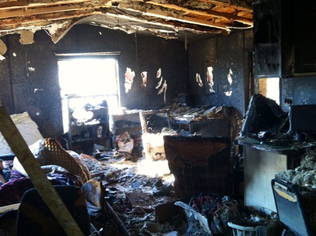 Mobile home fire closes road on Tucson's NW side