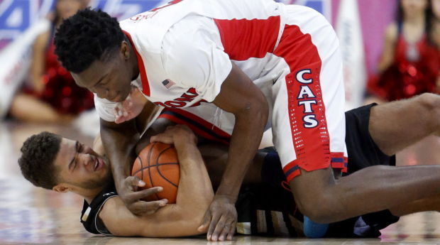 University of Arizona vs Oakland