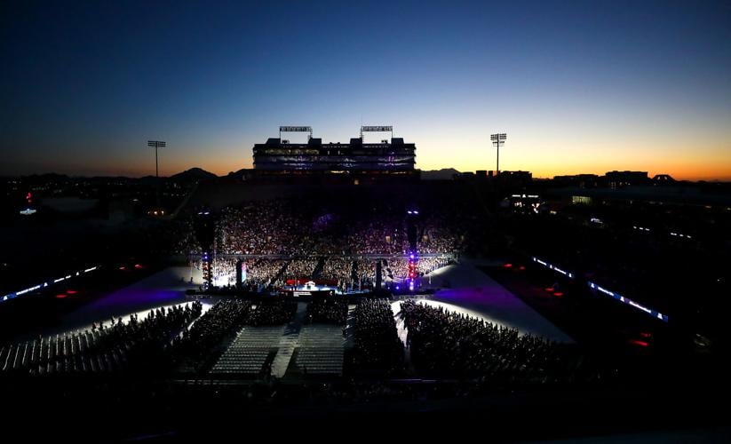 The University of Arizona's 158th Commencement Ceremony (le)