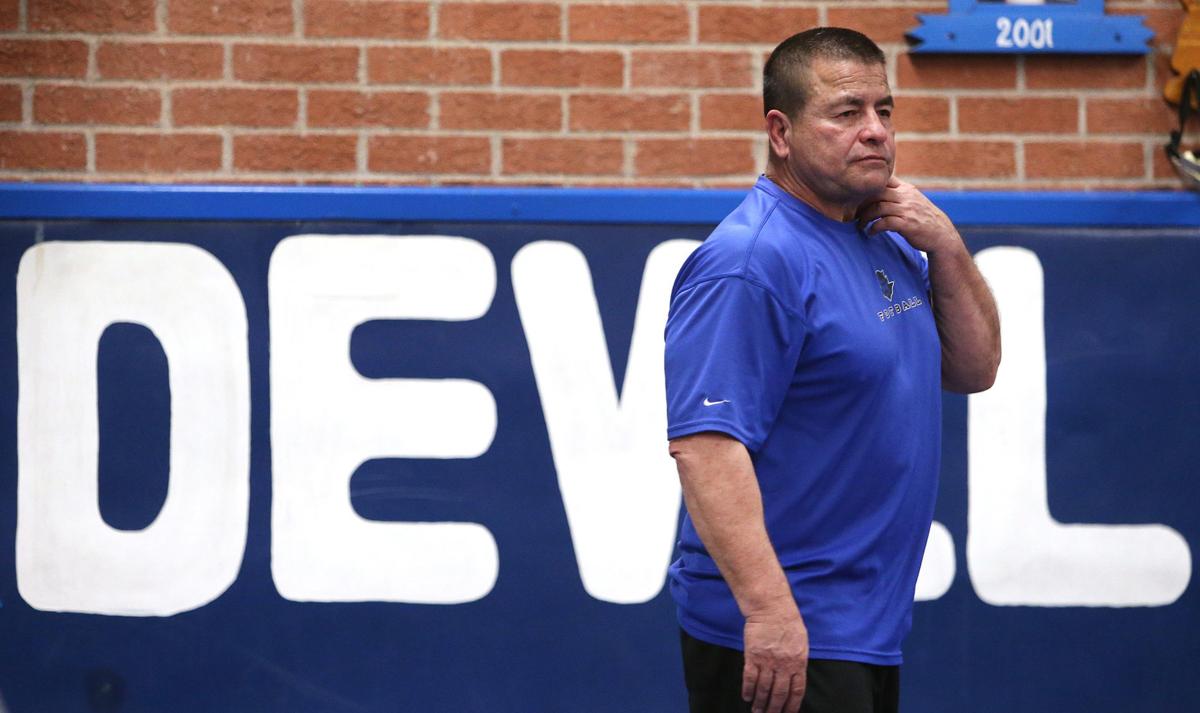 011516-spt-hs wrestling-p5