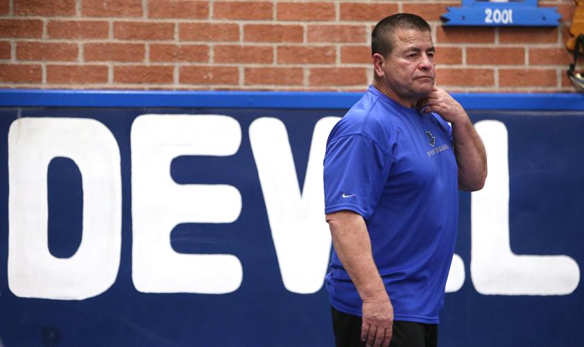 011516-spt-hs wrestling-p5