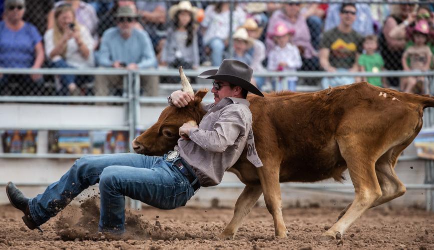 022120-sports-rodeo-05.JPG