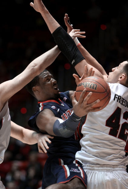 No. 9 Arizona 68, Utah 64: Cats squeeze through    