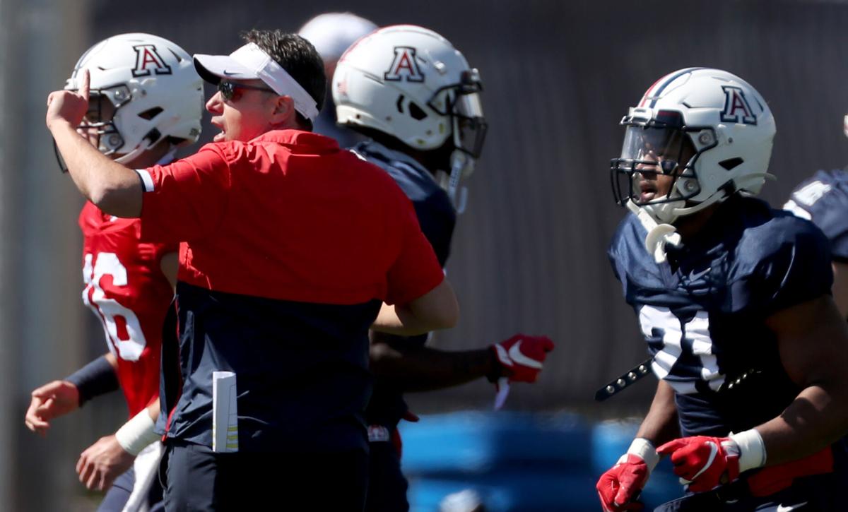 060621-tuc-spt-pac12hotline-p1