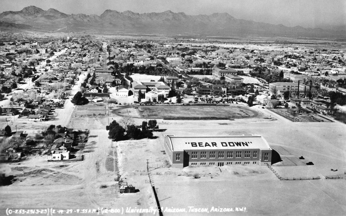 Aerial View Of Mega Shopping Mall In Scottsdale, Desert City In Arizona  East Of State Capital Phoenix. Downtown's Old Town Scottsdale. Phoneix, USA  November, 25th, 2019 Stock Photo, Picture and Royalty Free