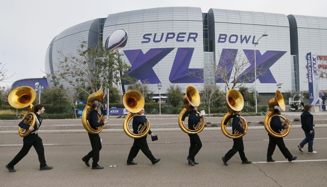 Photos Super Bowl fans in Glendale NFL