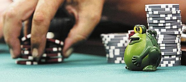 Card room opens as alternative — and challenge — to Indian casinos  