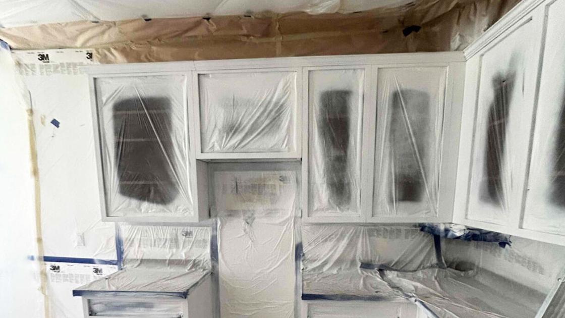 What you need to know about painting cabinets and baseboards What you need to know about painting cabinets and baseboards
