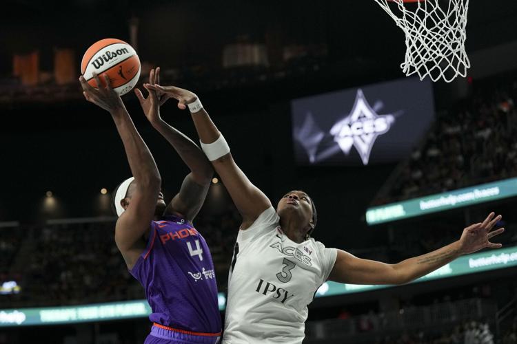BASKETBALL-WNBA-LV-PHO/