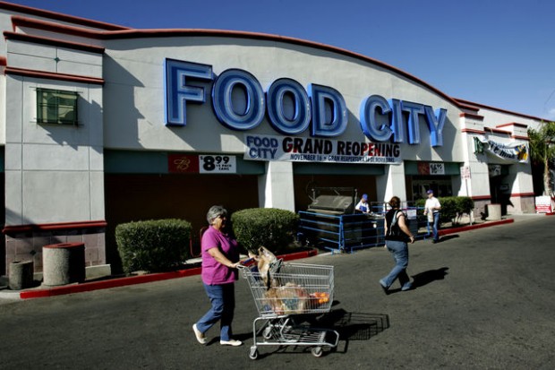 Bashas' announces layoffs  