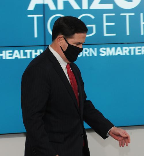 Ducey wears mask