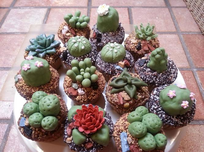 cactus cupcakes