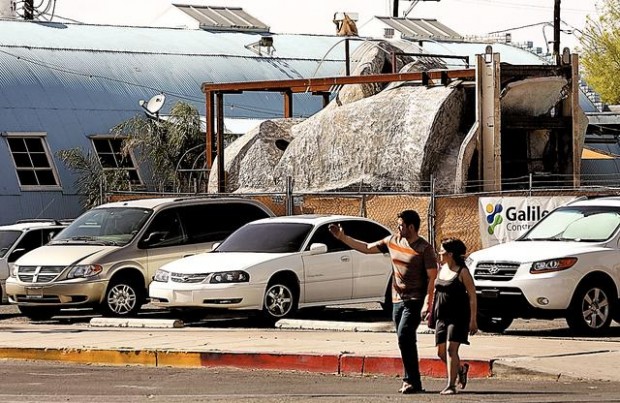 'Poo Monkey' to swing into neighborhood  