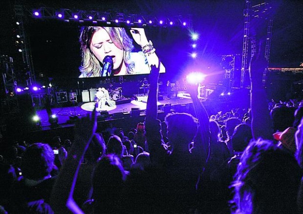 UA bash had problems, but Jay-Z wasn't one  