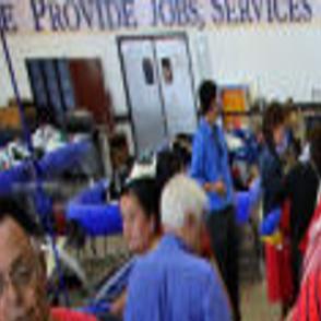 Goodwill Outlet Offers Bargains By The Pound Local News Tucson Com