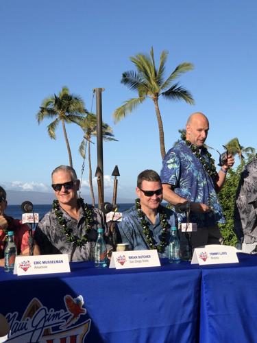Tommy Lloyd, Brian Dutcher at Maui Invitational (copy)