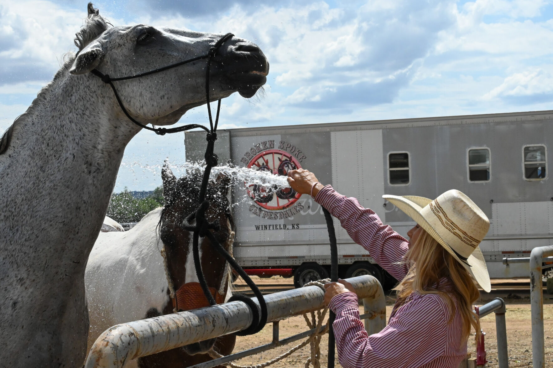Trick-riding Riata Ranch Cowboy Girls break rodeo barriers