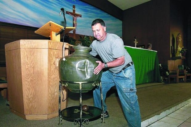 Burglars swipe St. Jude statue from church  