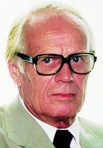 Nice tough guy Richard Widmark dies  