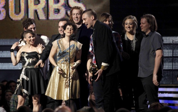 Lady Antebellum gets 5 Grammys   