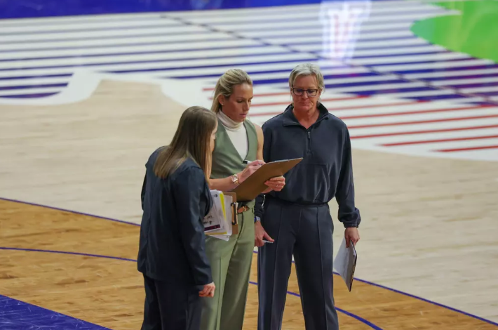 Michelle Marciniak, Arizona women's basketball