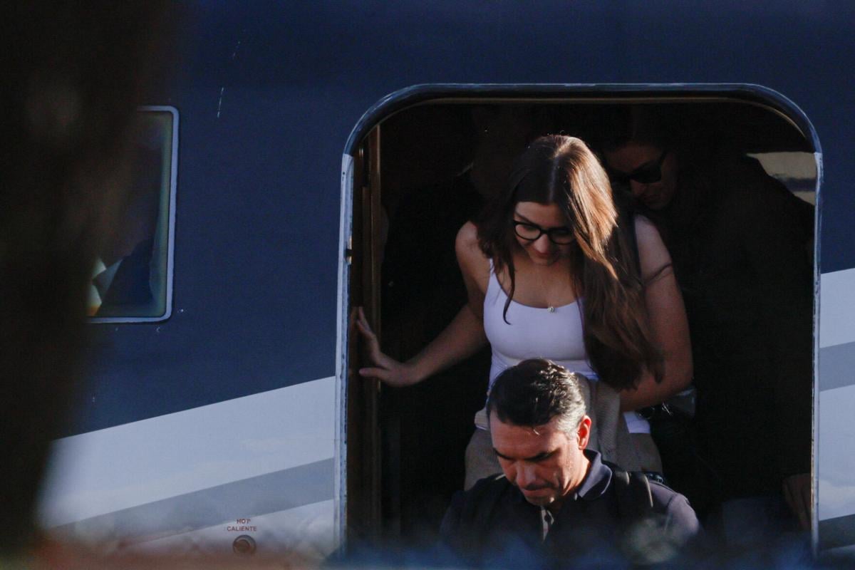Trump ally Flávio Bolsonaro flees Brazil, lands in Miami