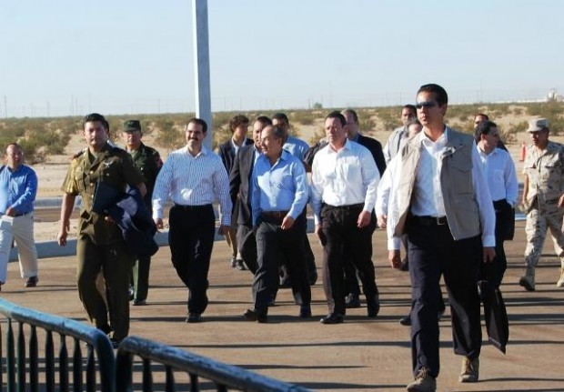 Border Boletín: Prez Calderón hopes new port will help keep out 'dirty money' from U.S.