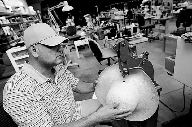 Panama hat plant opens factory showroom  