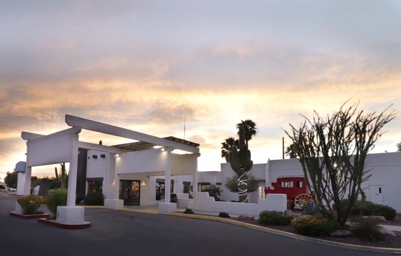 Motel 6 1025 E. Benson Highway (LE)