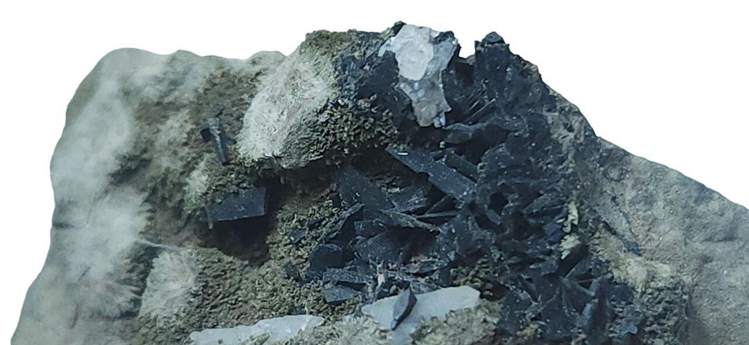 Mine Tales: Select Arizona mines and their minerals