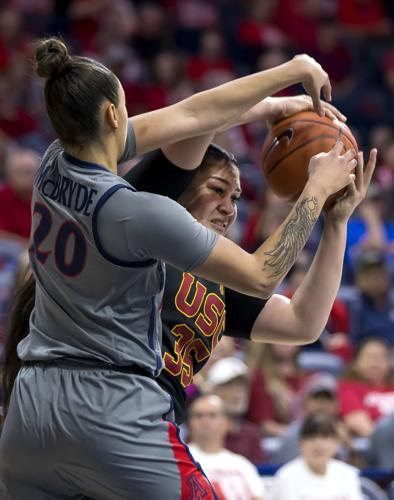 020320-spt-ua wbk-p10.JPG