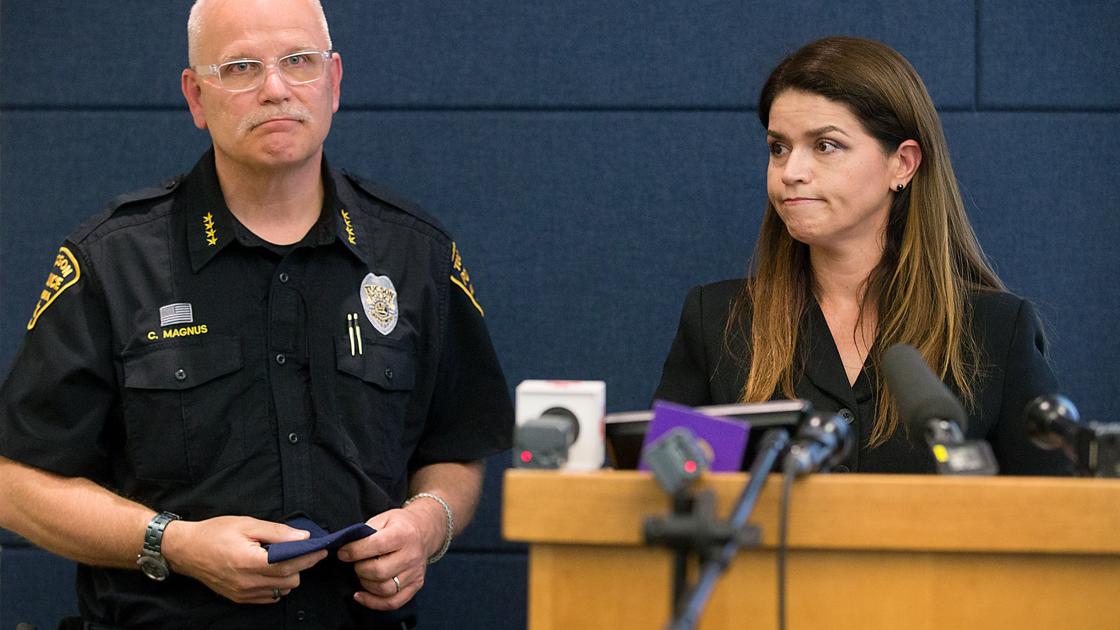 Anna Rosenberry City manager says he will not accept resignation of Tucson police chief
