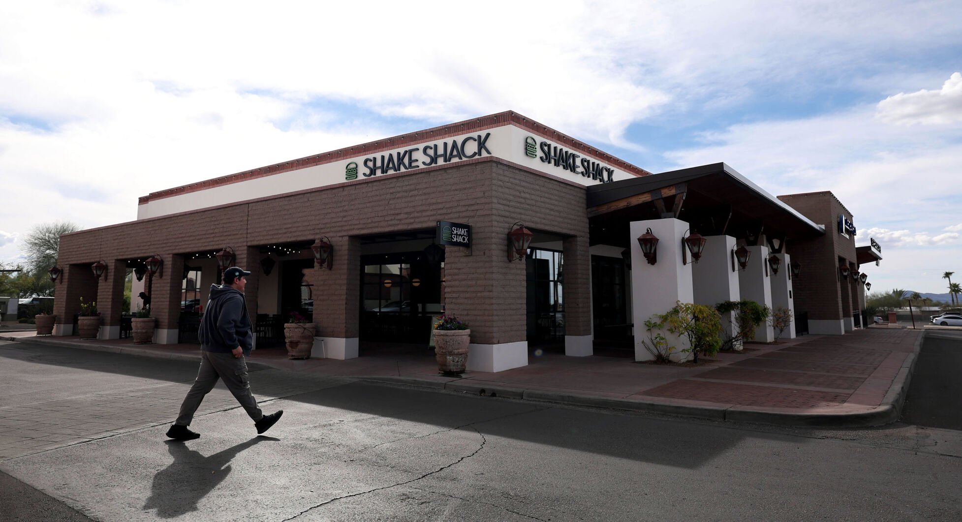 New Shake Shack opens in Tucson next week