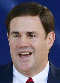 Ducey seeks halt of refugee placements in Arizona