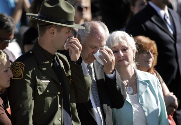 Over 1,000 join to remember fallen BP officer    