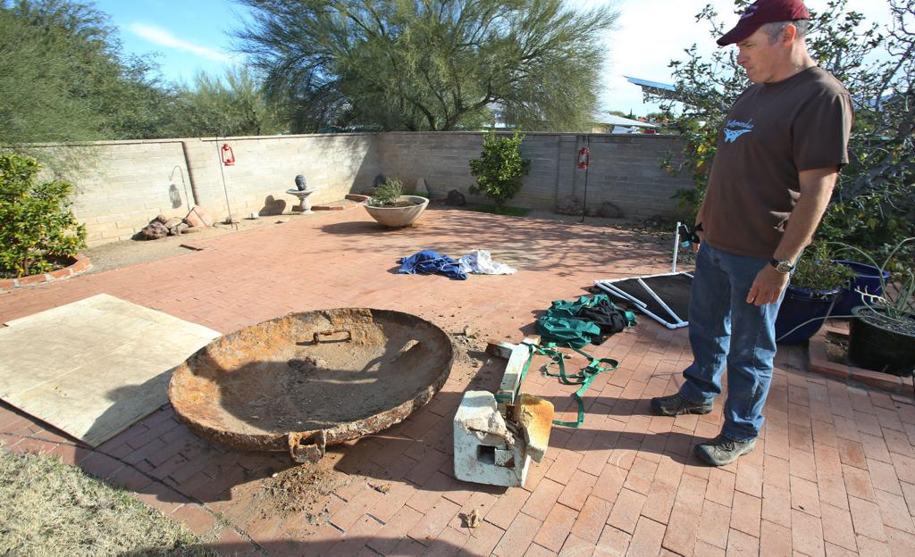 A Real Digger Upper Tucson Man Finds Bomb Shelter In Backyard