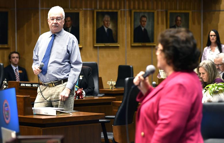 Arizona border bill altered in bid by GOP to win support