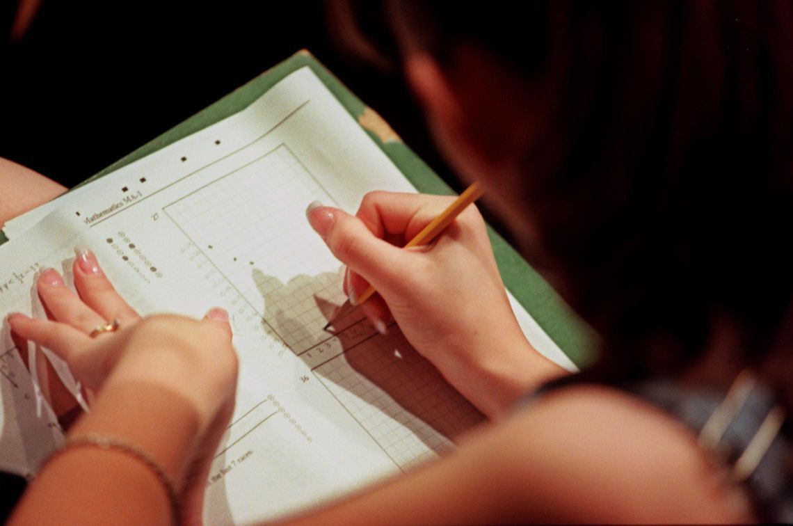 Arizona bill, executive order will not affect student grades