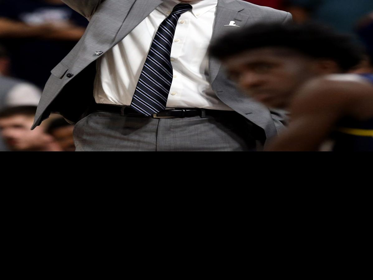 Jack Murphy To Earn 335 000 As Arizona S Associate Head