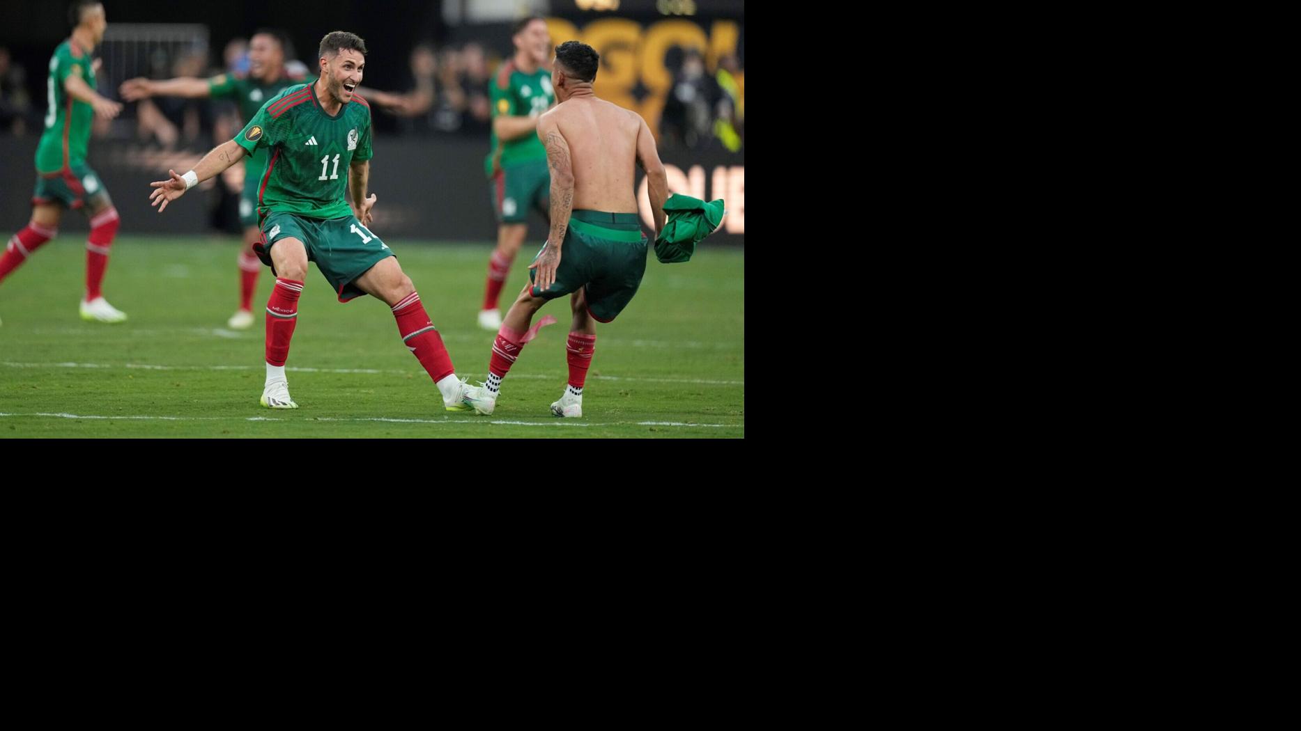 Giménez scores in 88th minute to lift Gold Cup for Mexico