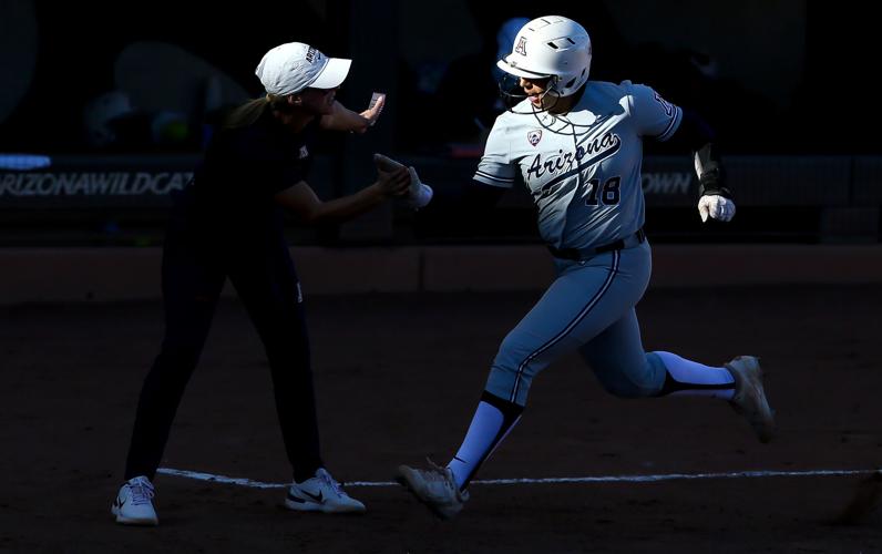 052022-tuc-spt-uasoftball-p2